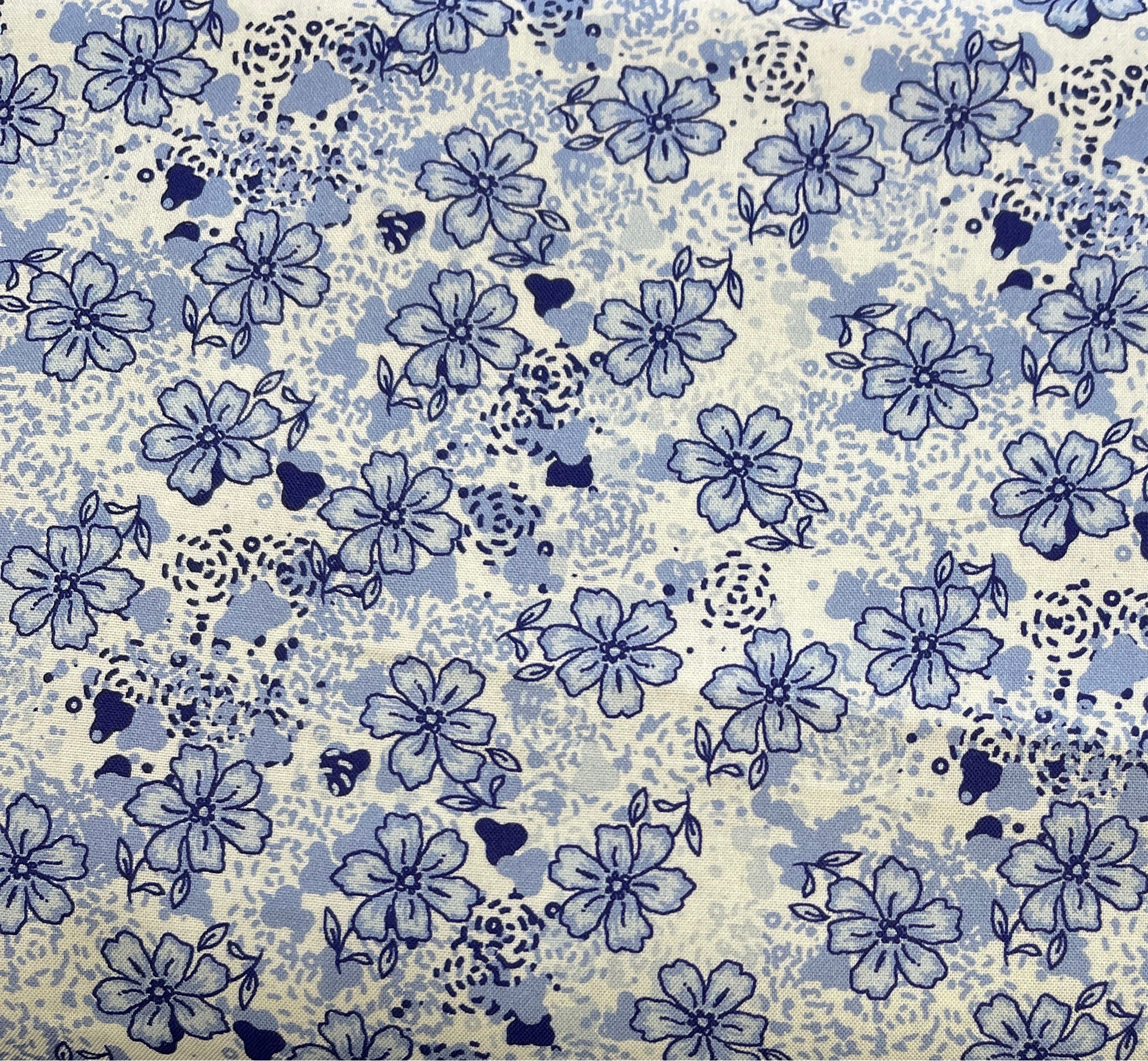 Butterfly Blues - Dotted White Floral 23149 White